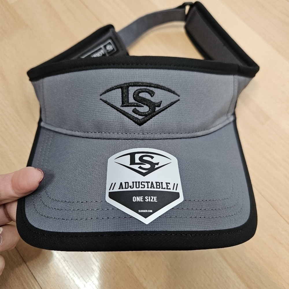 NWT Louisville Slugger visor color charcoal.